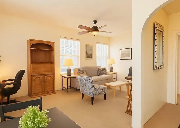 Апартаменты 1br Gold Coast Vintage Gem - Sp 1700