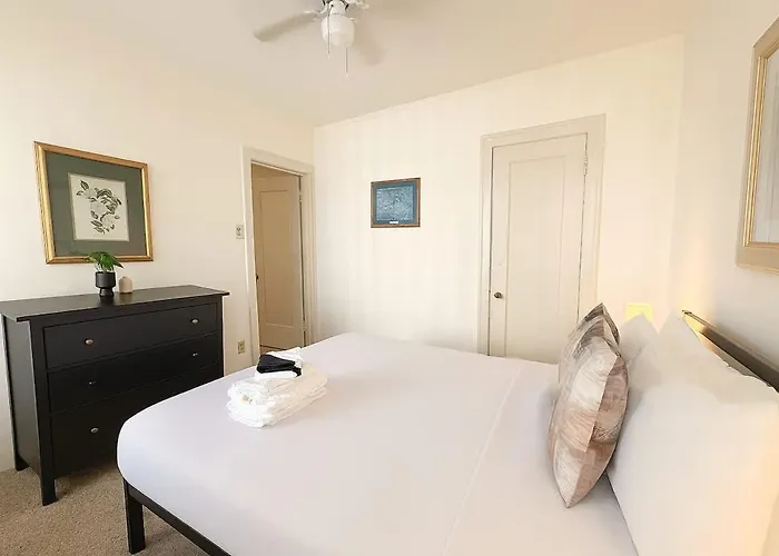 1br Gold Coast Vintage Gem - Sp 1700 Апартаменты *